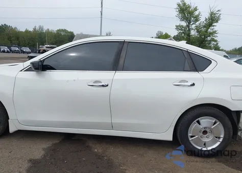 2017 Nissan Altima 2.5 Sr из США, поврежденный, VIN 1N4AL3AP9HC178062